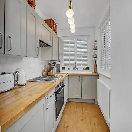 Charming Church Walk, Long Melford - 2 Bedroom Property With Parking Exterior photo